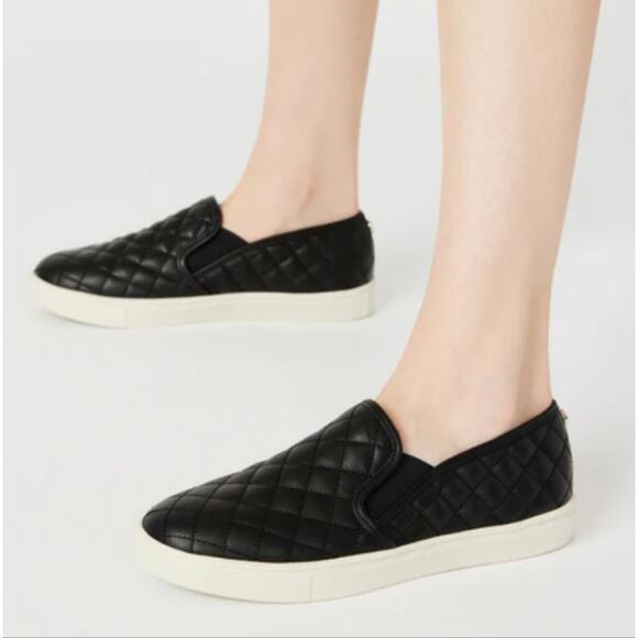 [H260] Steve Madden Black Quilted ECENTRCQ, Womens Size 9M - Picture 1 of 11